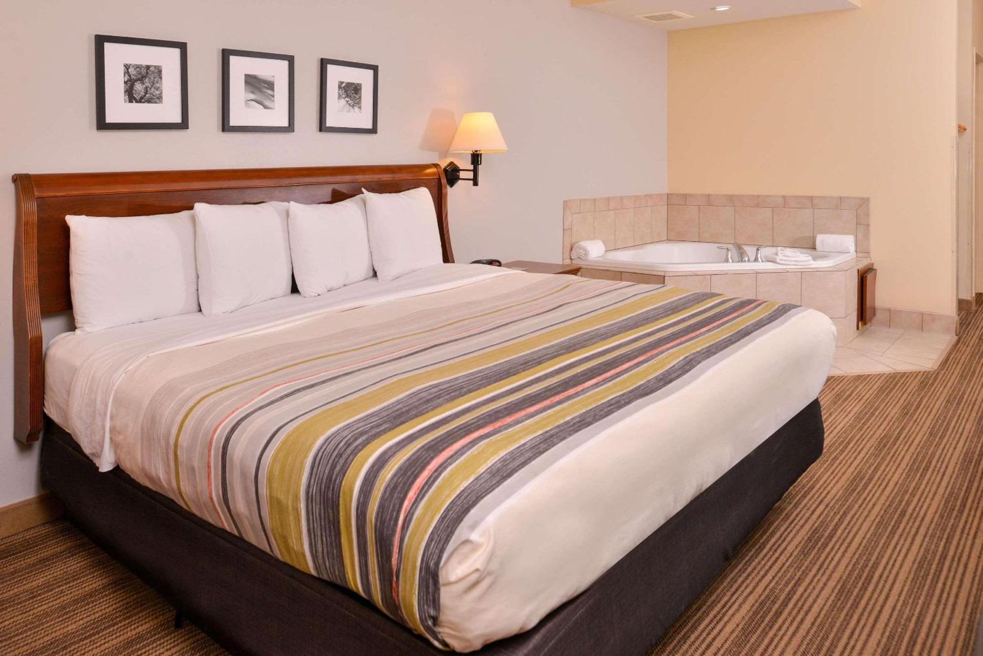 Country Inn & Suites By Radisson, Omaha Airport, Ia Zewnętrze zdjęcie